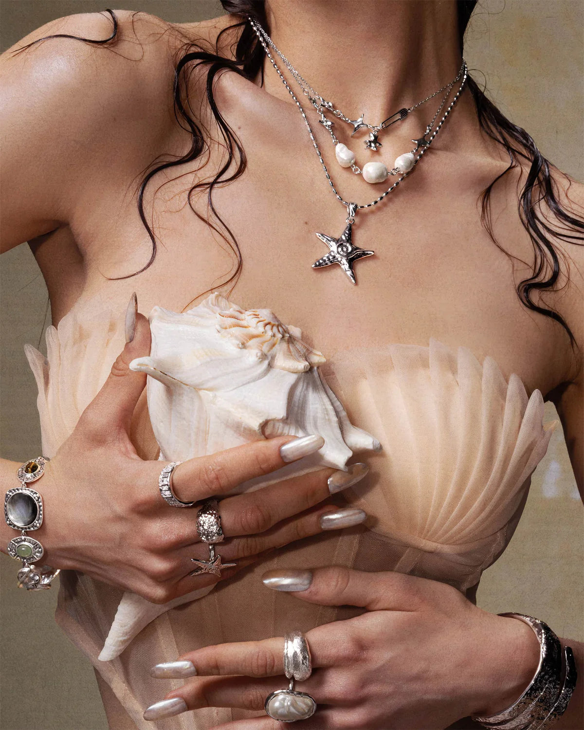 SEAVARA™ – Elegant Symbolic Timeless.